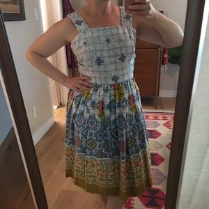 Adorable vintage dress